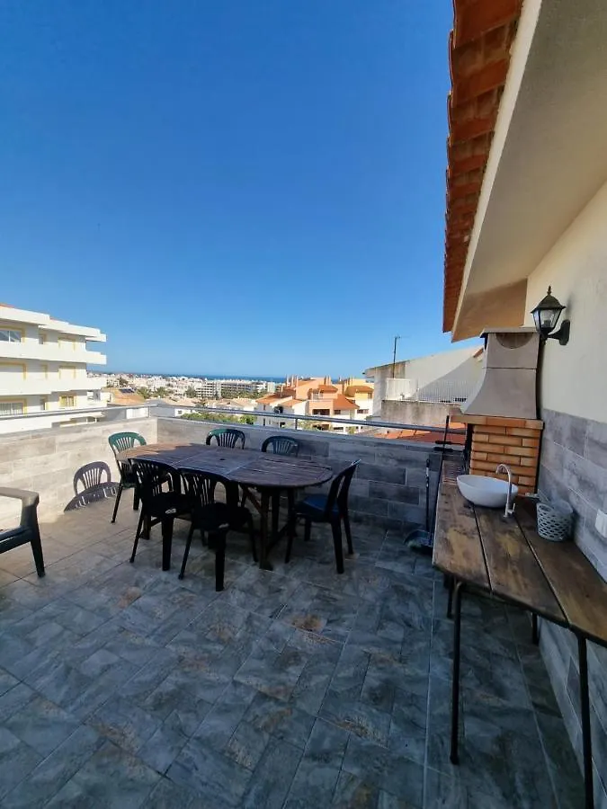 Sea View Penthouse 10 Min Walking Albufeira Old Town And Beach Pescadores דירה