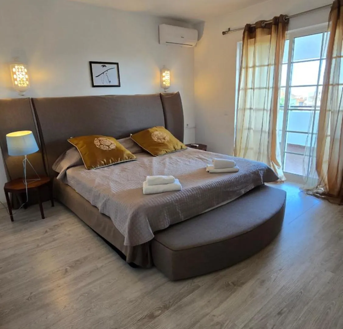 Sea View Penthouse 10 Min Walking Albufeira Old Town And Beach Pescadores